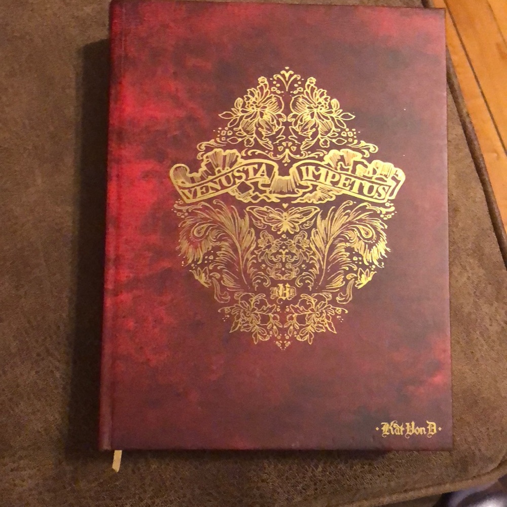 Kat Von D Venusta Impetus pallet
